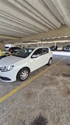 RENAULT SANDERO 1.0 EXPRESSION 16V FLEX 4P MANUAL RENAULT SANDERO 1.0 EXPRESSION 16V FLEX 4P MANUAL